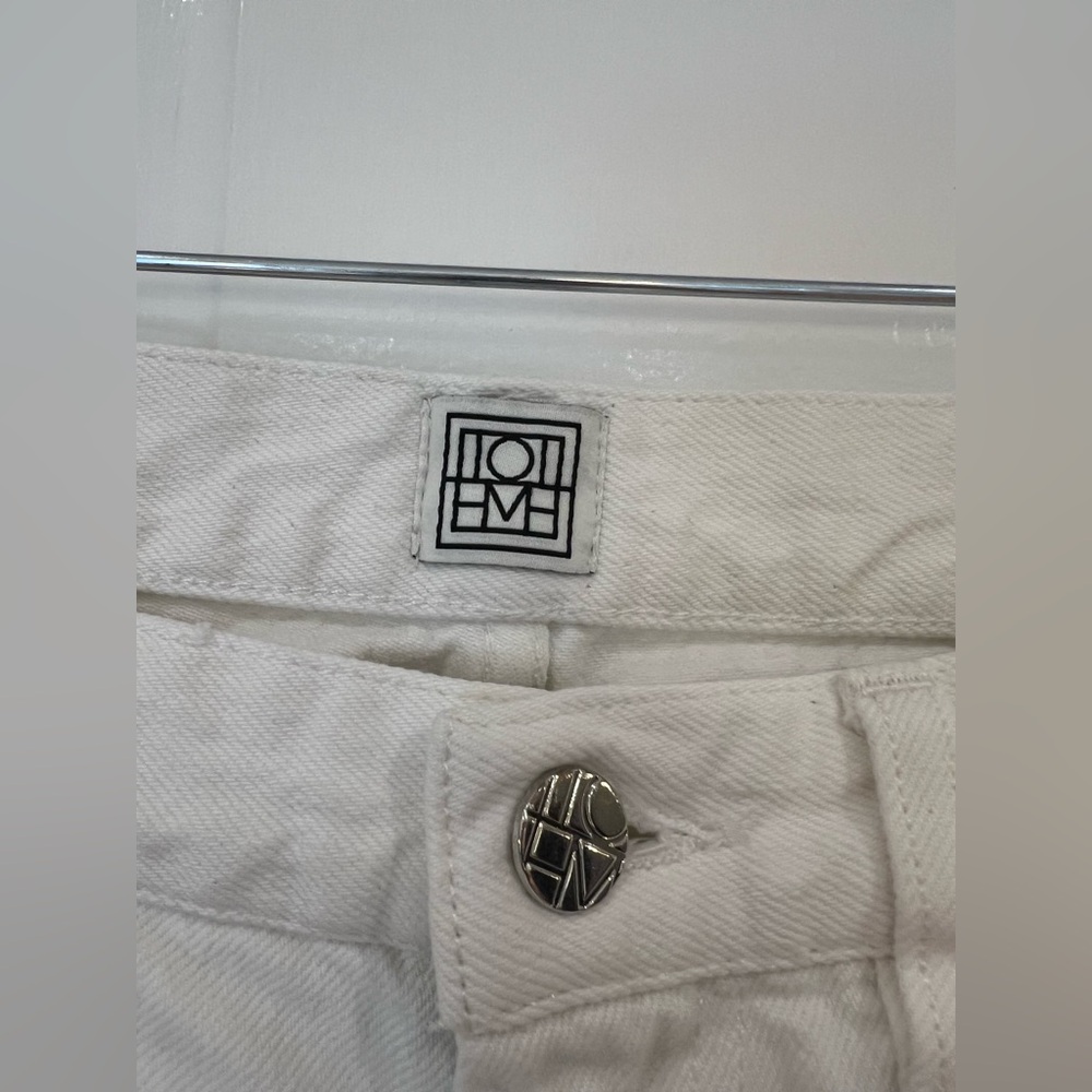 EUC Toteme Twisted Seam Denim Jeans in Off-White *new, still on website* - Picture 5 of 10